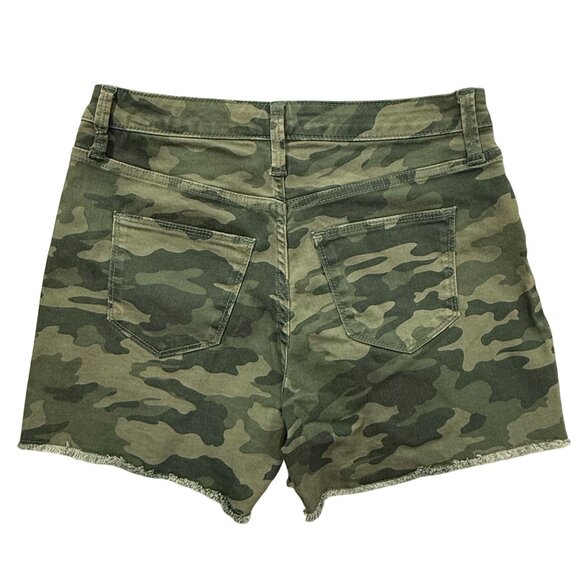Universal Thread Shorts Womens 6 / 28 Green Camo 'High Rise Midi' Stretch 30x4 - Picture 6 of 8
